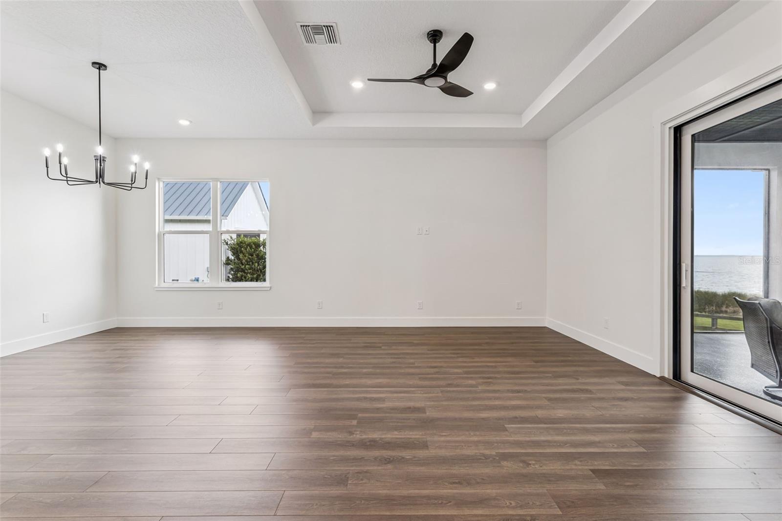 Image 20 of 82 For 17540 Third Street