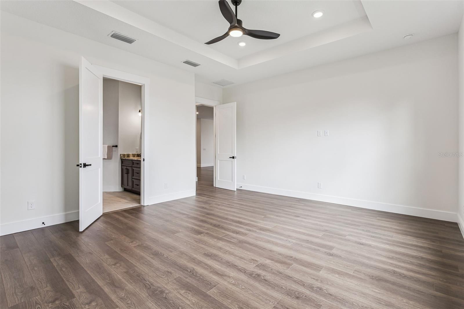 Image 26 of 82 For 17540 Third Street