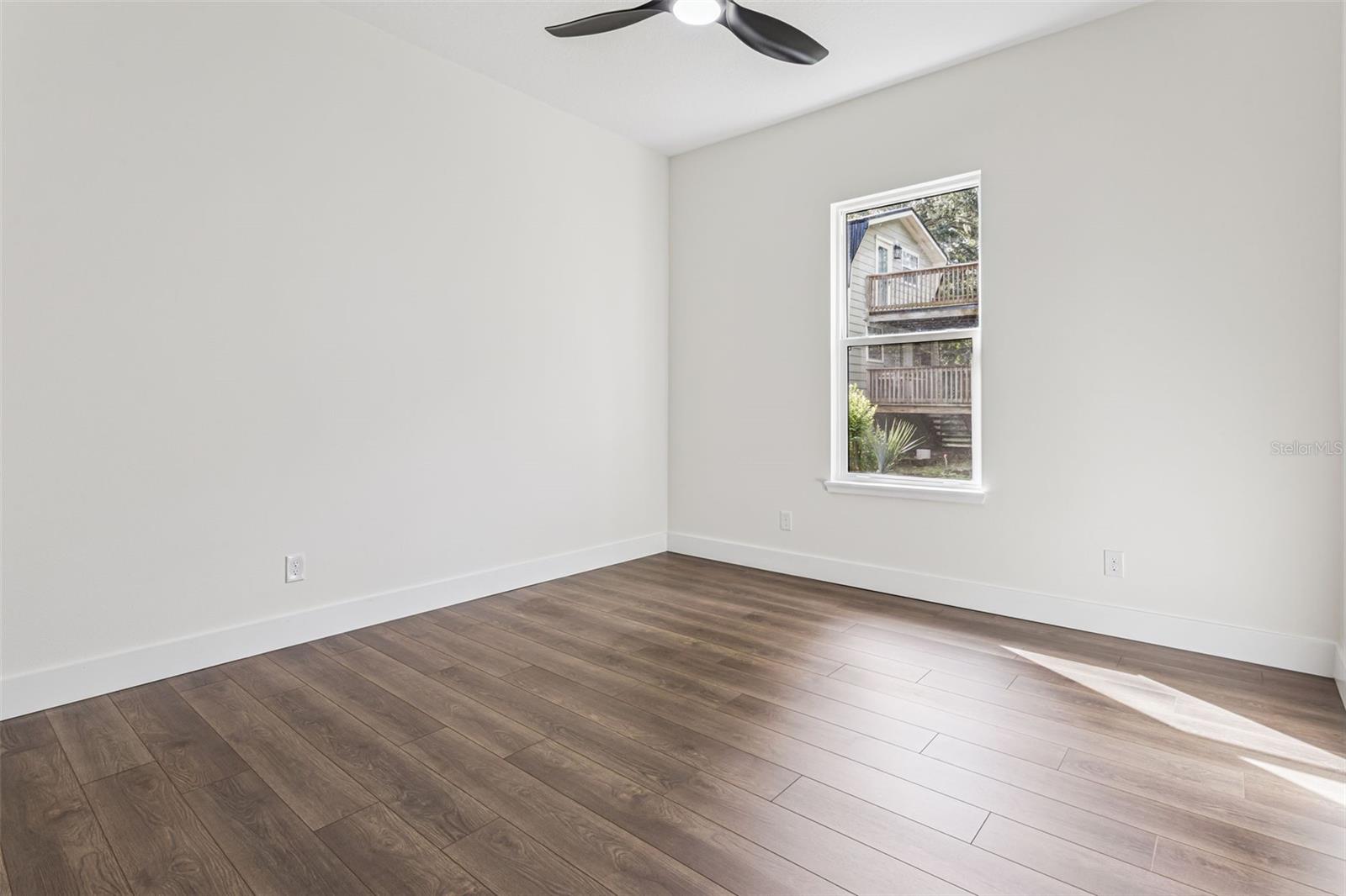 Image 31 of 82 For 17540 Third Street