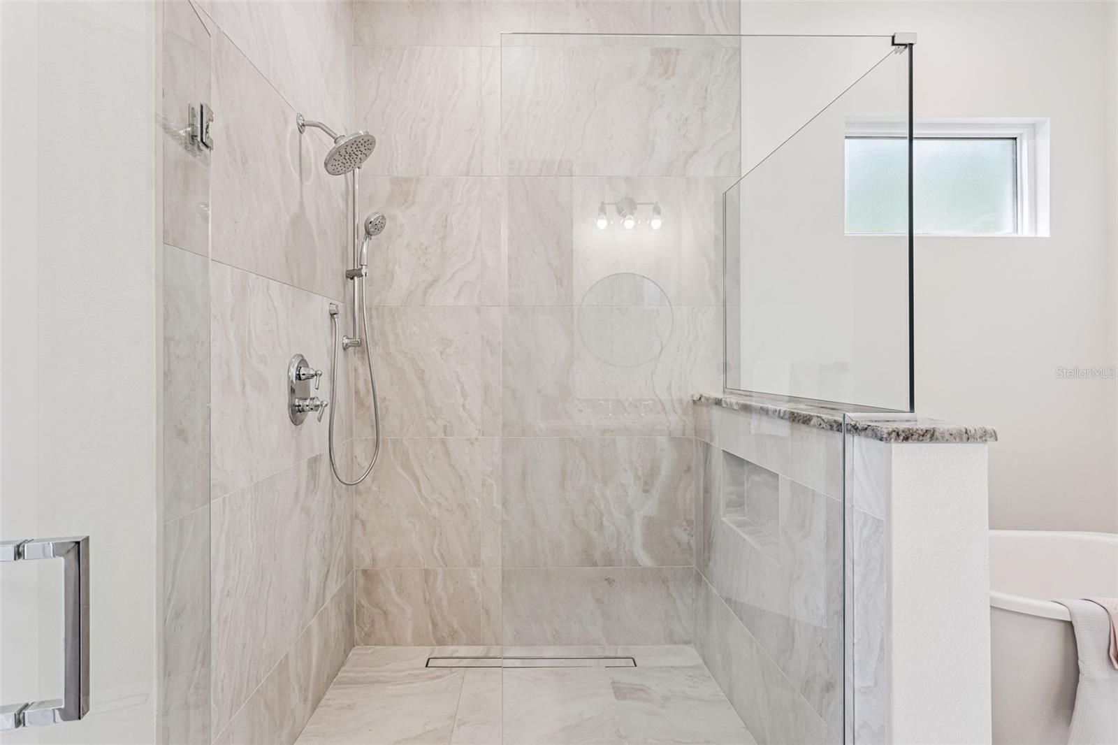 Image 36 of 82 For 17540 Third Street