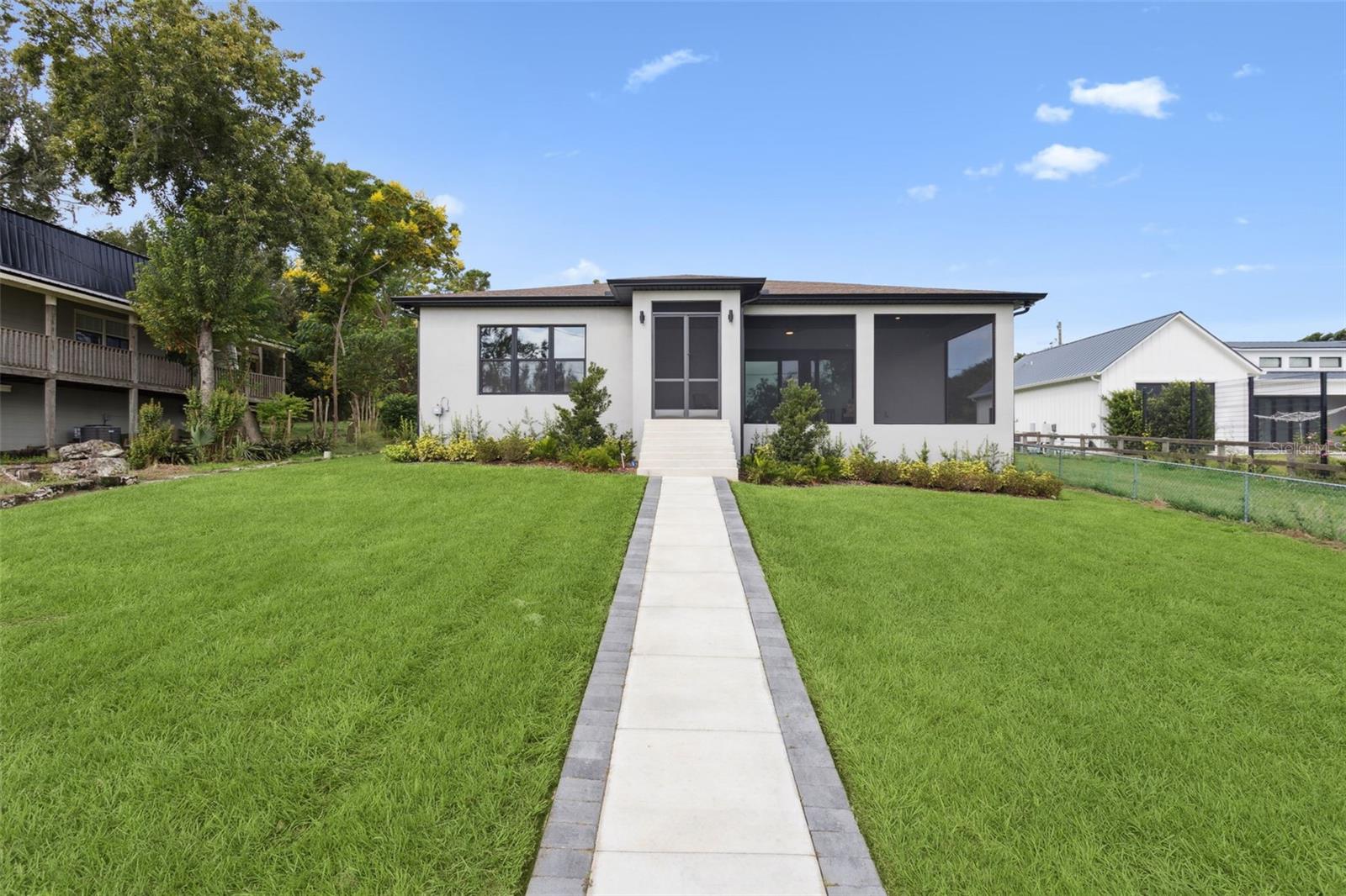 Image 54 of 82 For 17540 Third Street