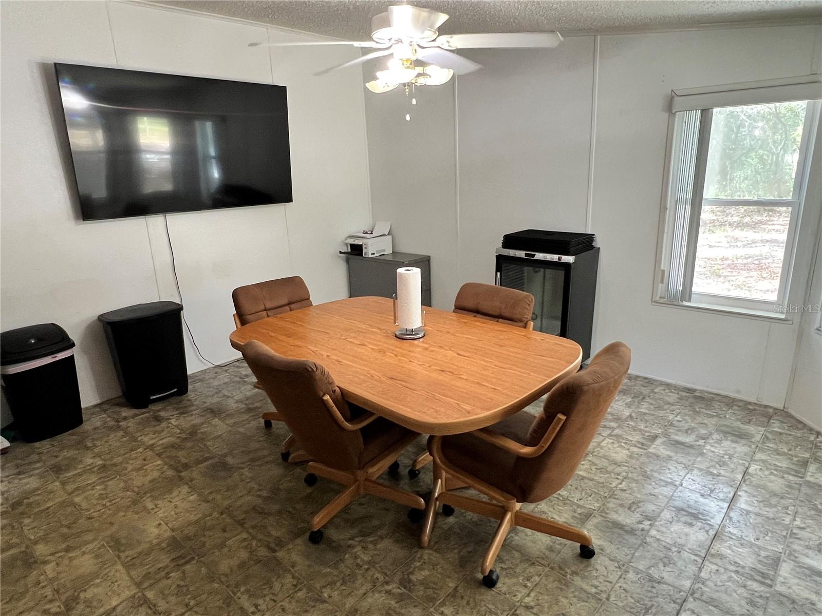 Image 13 of 38 For 4254 Meadow Street