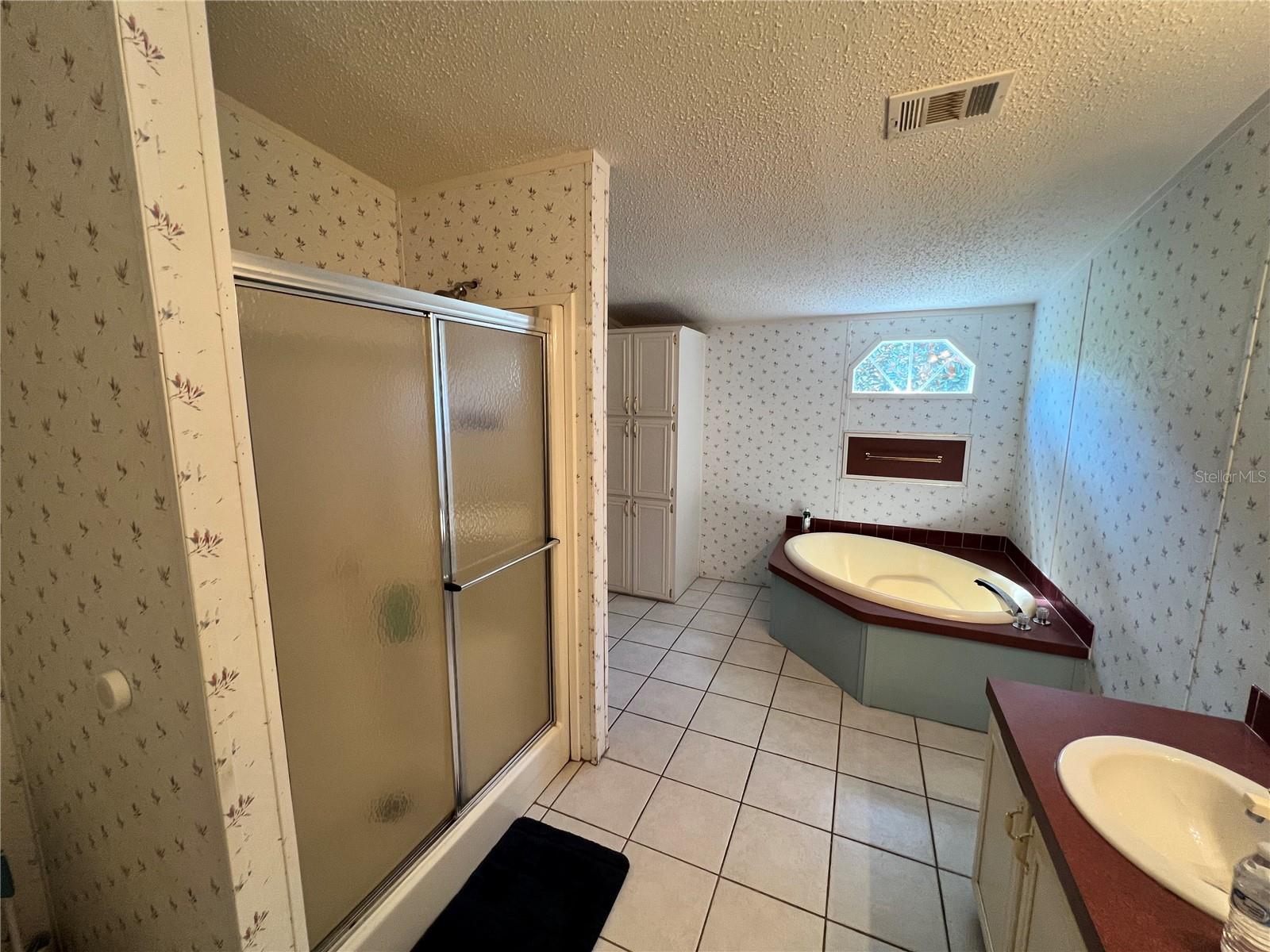 Image 29 of 38 For 4254 Meadow Street