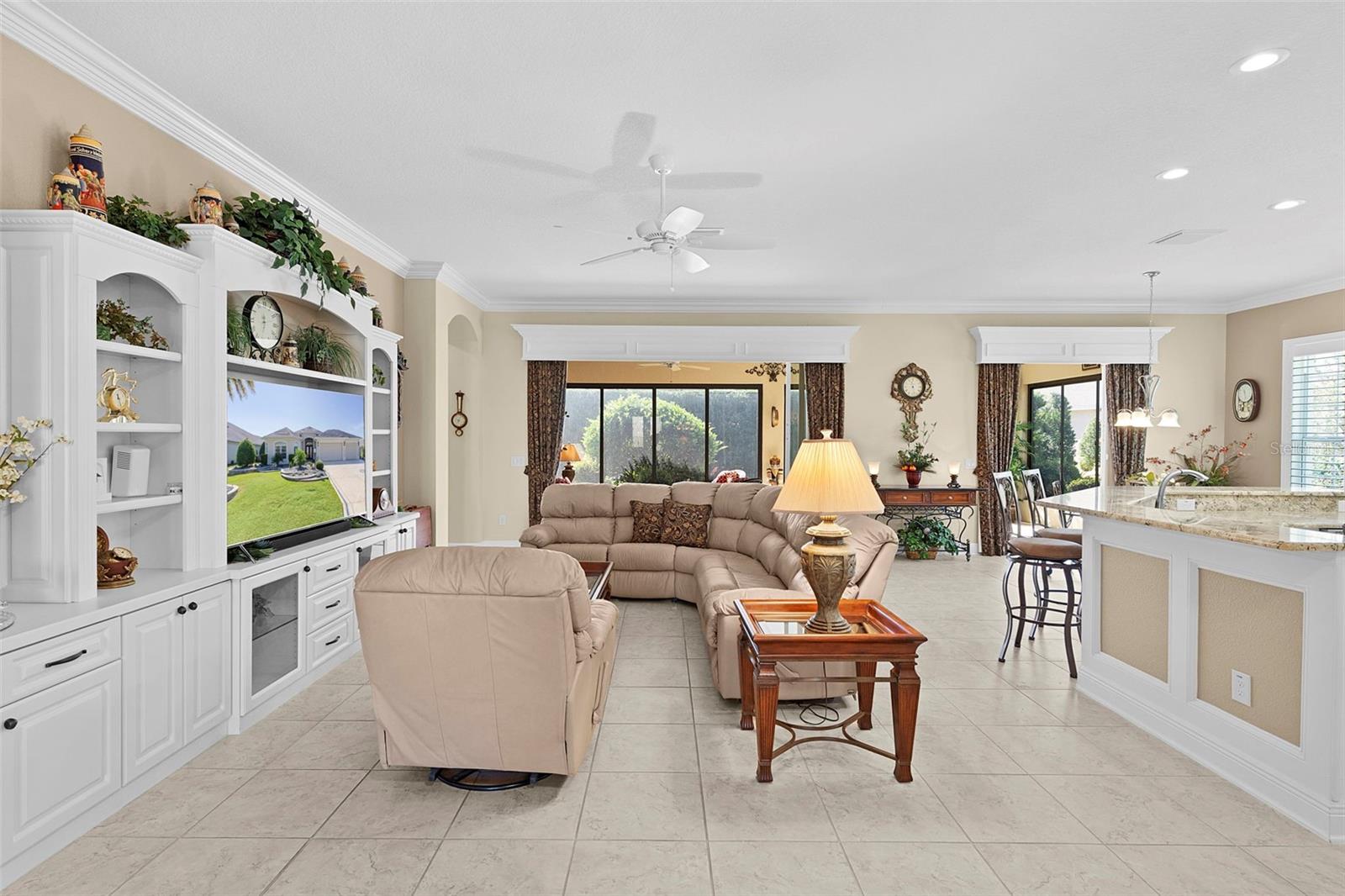 Image 16 of 69 For 2259 Isleworth Circle