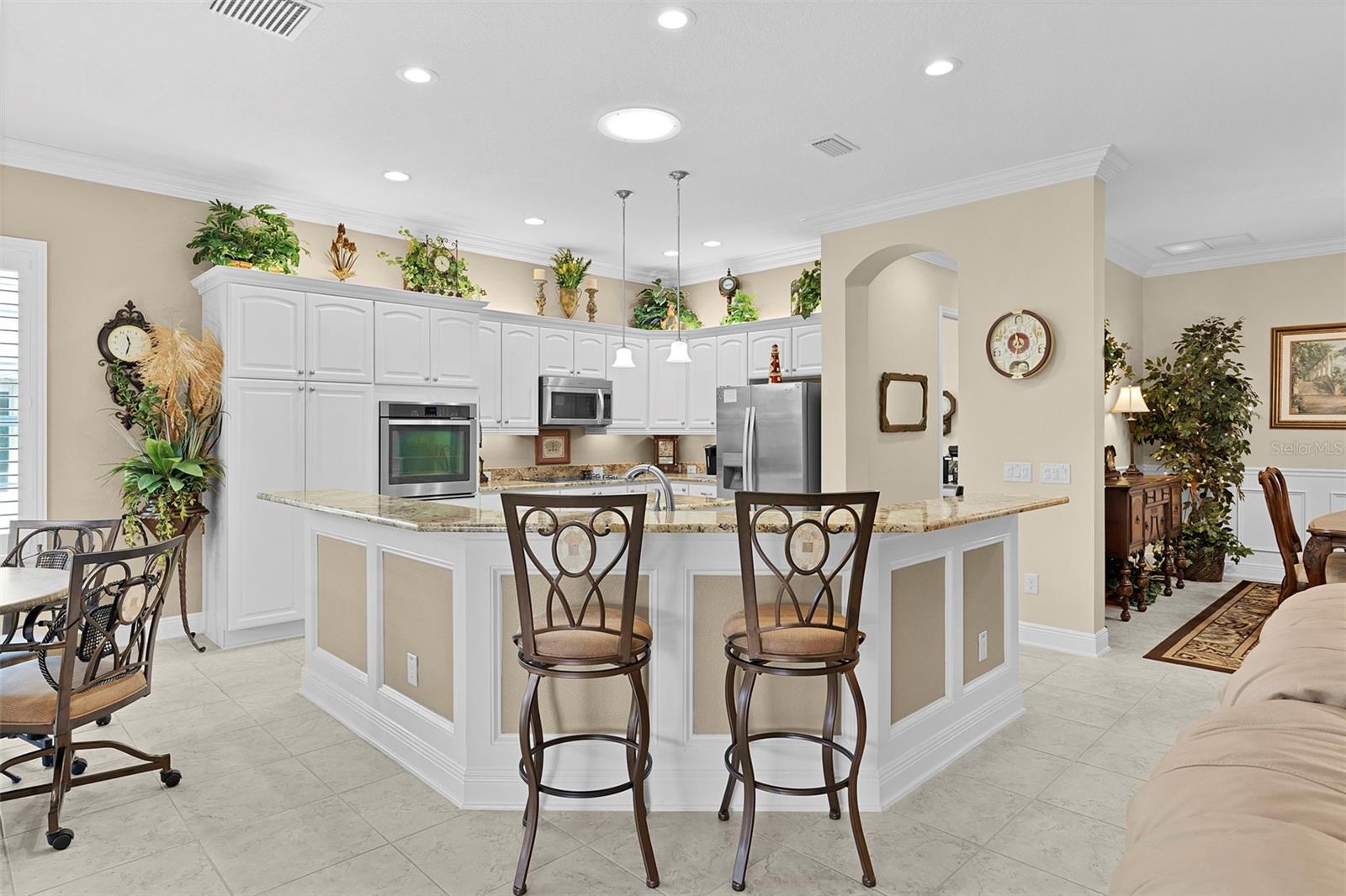 Image 22 of 69 For 2259 Isleworth Circle