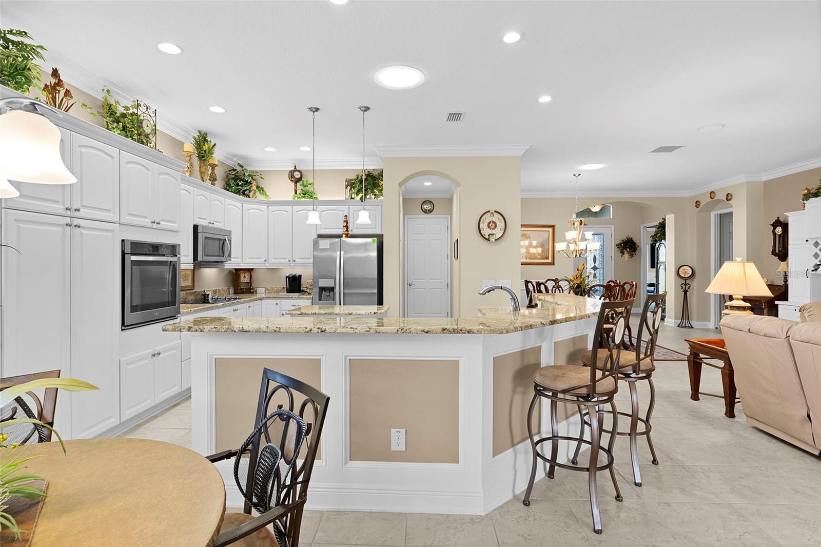 Image 23 of 69 For 2259 Isleworth Circle