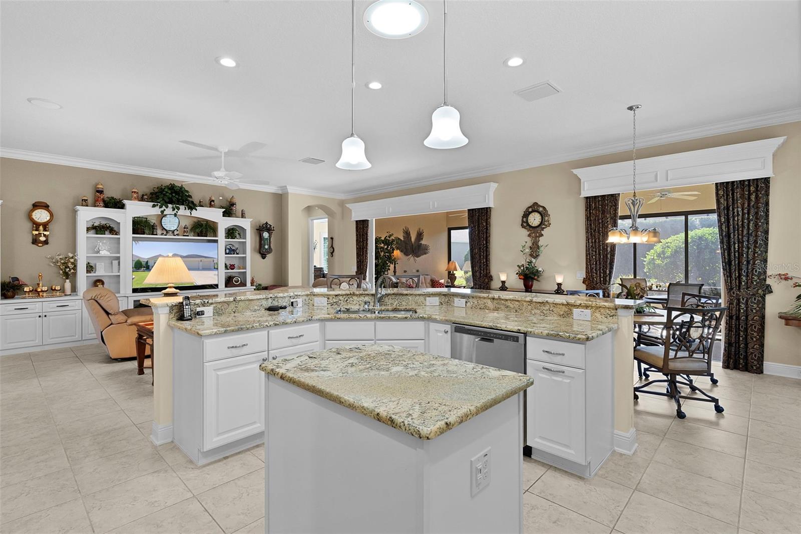 Image 27 of 69 For 2259 Isleworth Circle