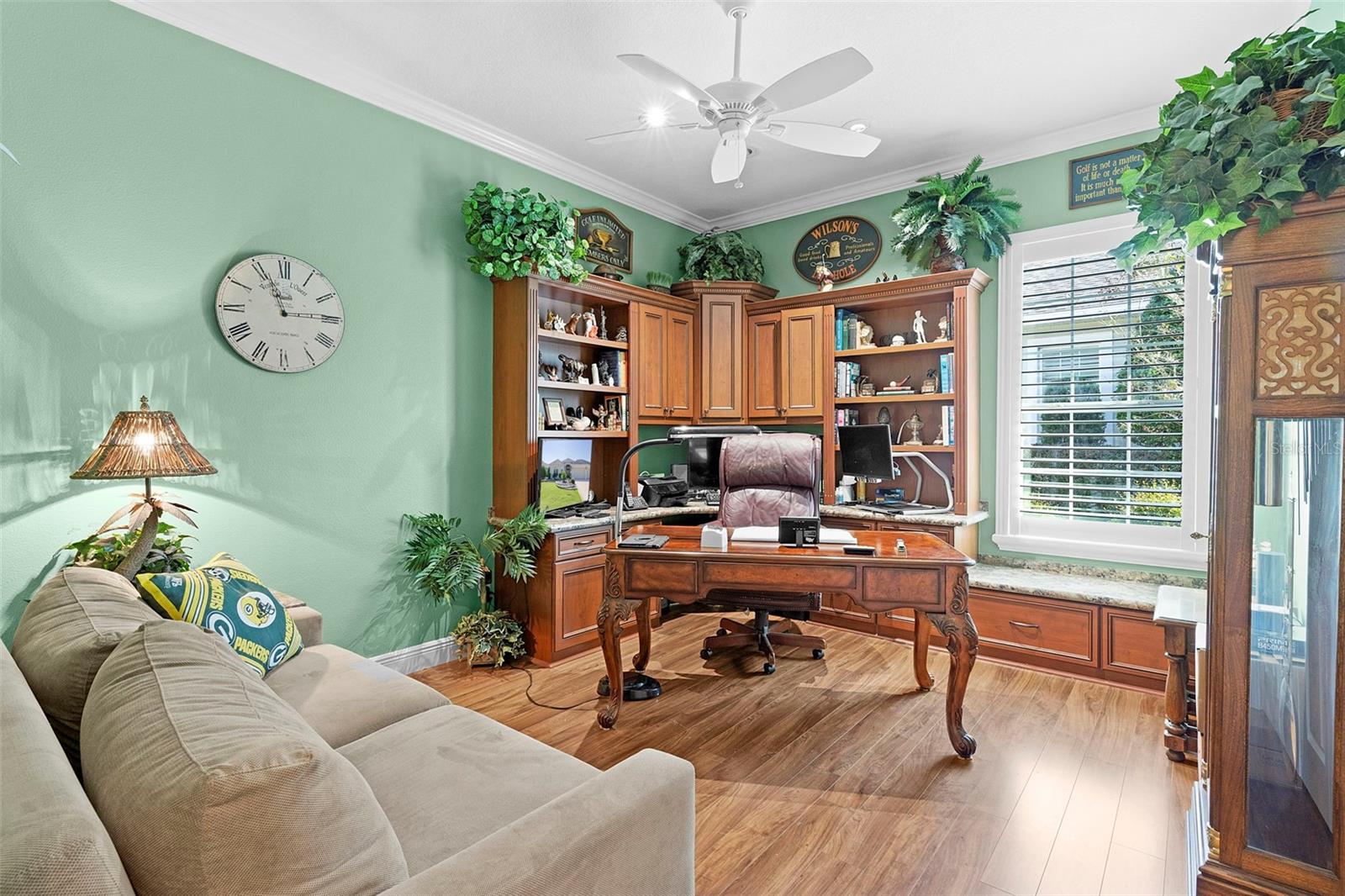 Image 42 of 69 For 2259 Isleworth Circle