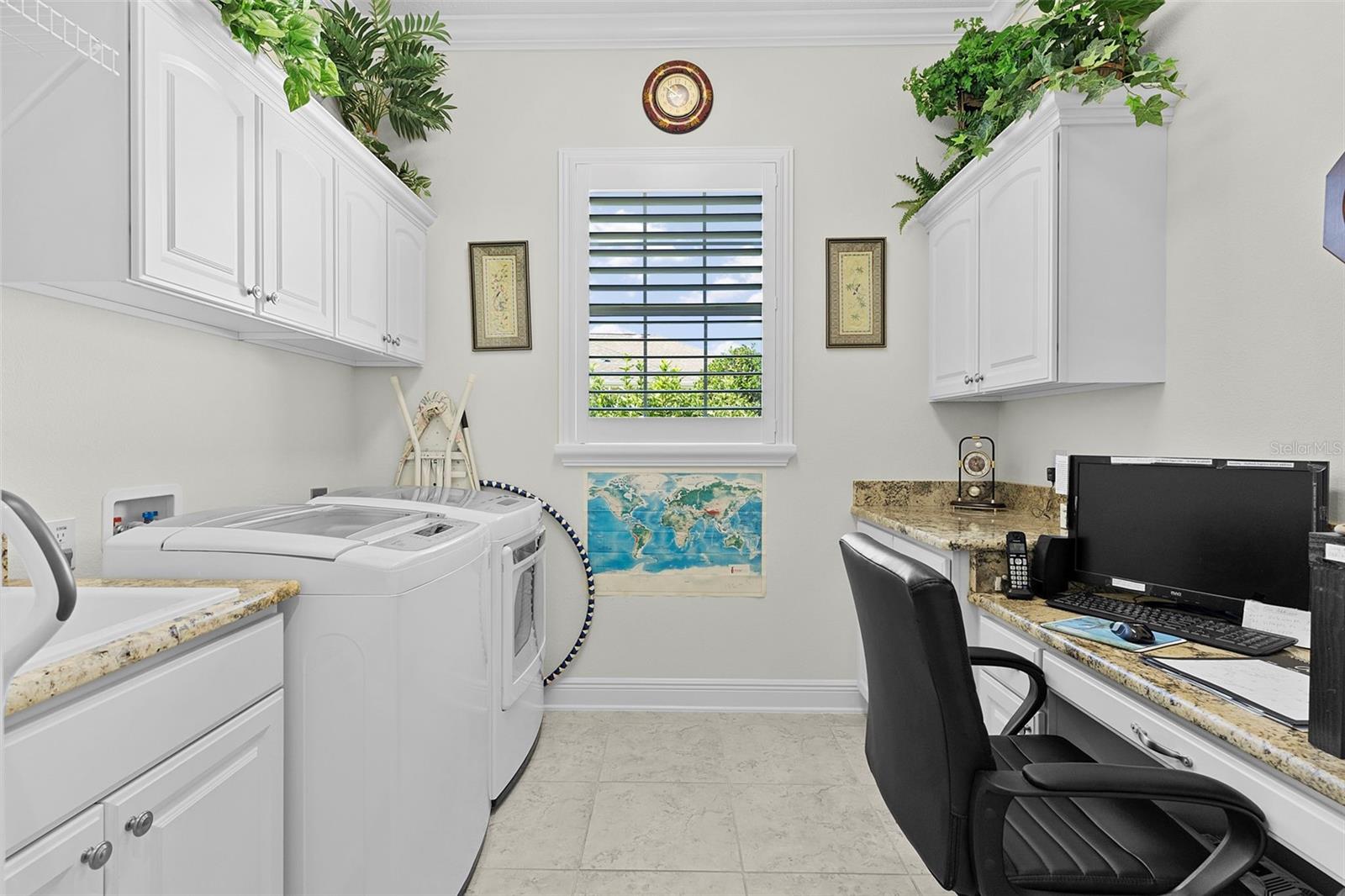 Image 48 of 69 For 2259 Isleworth Circle