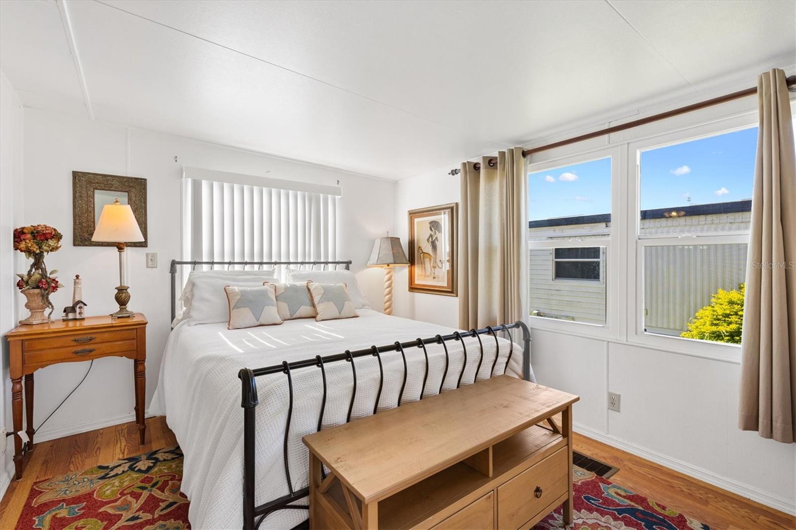 Image 10 of 23 For 732 Royal Palm Avenue