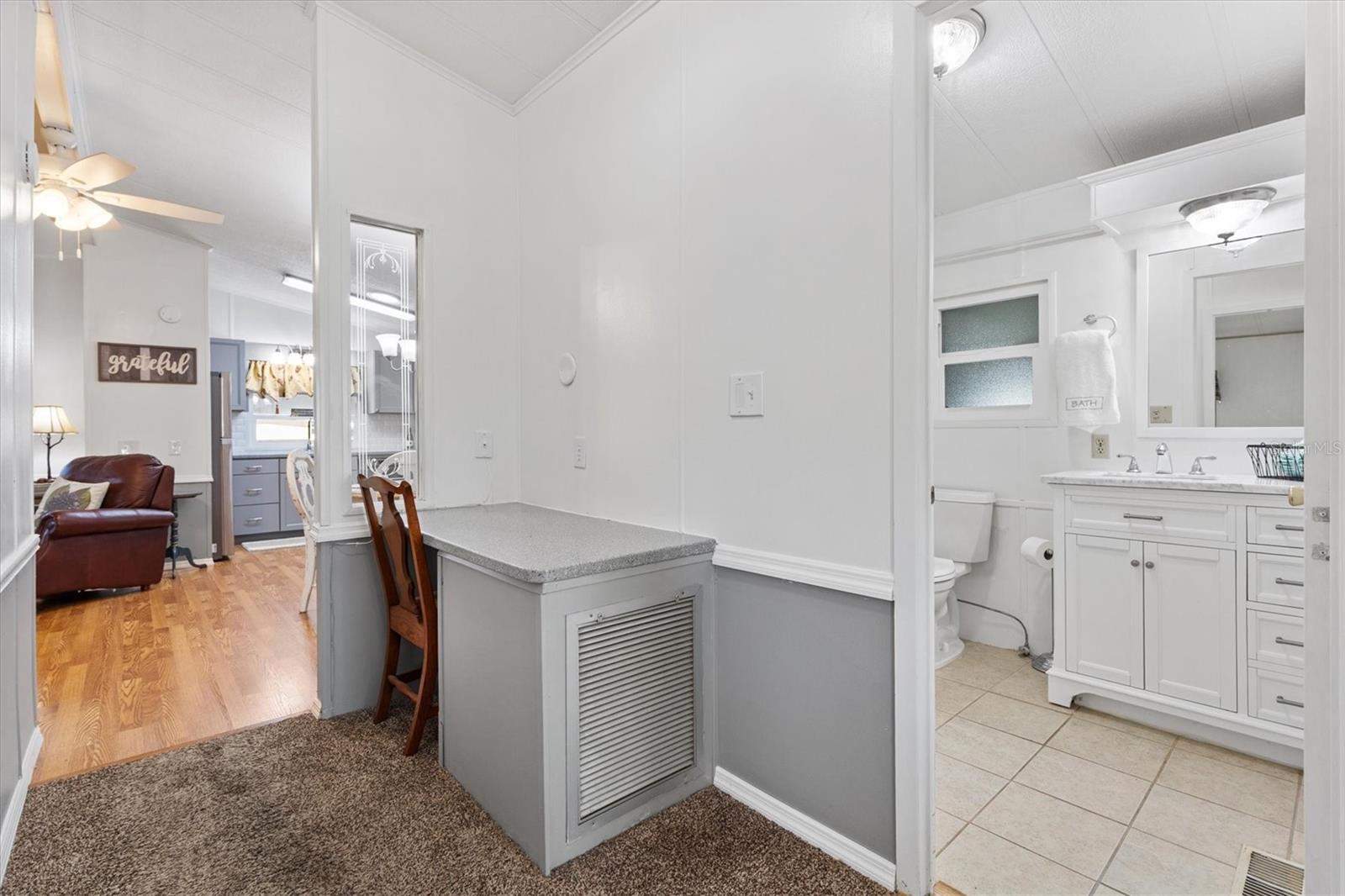 Image 11 of 23 For 732 Royal Palm Avenue