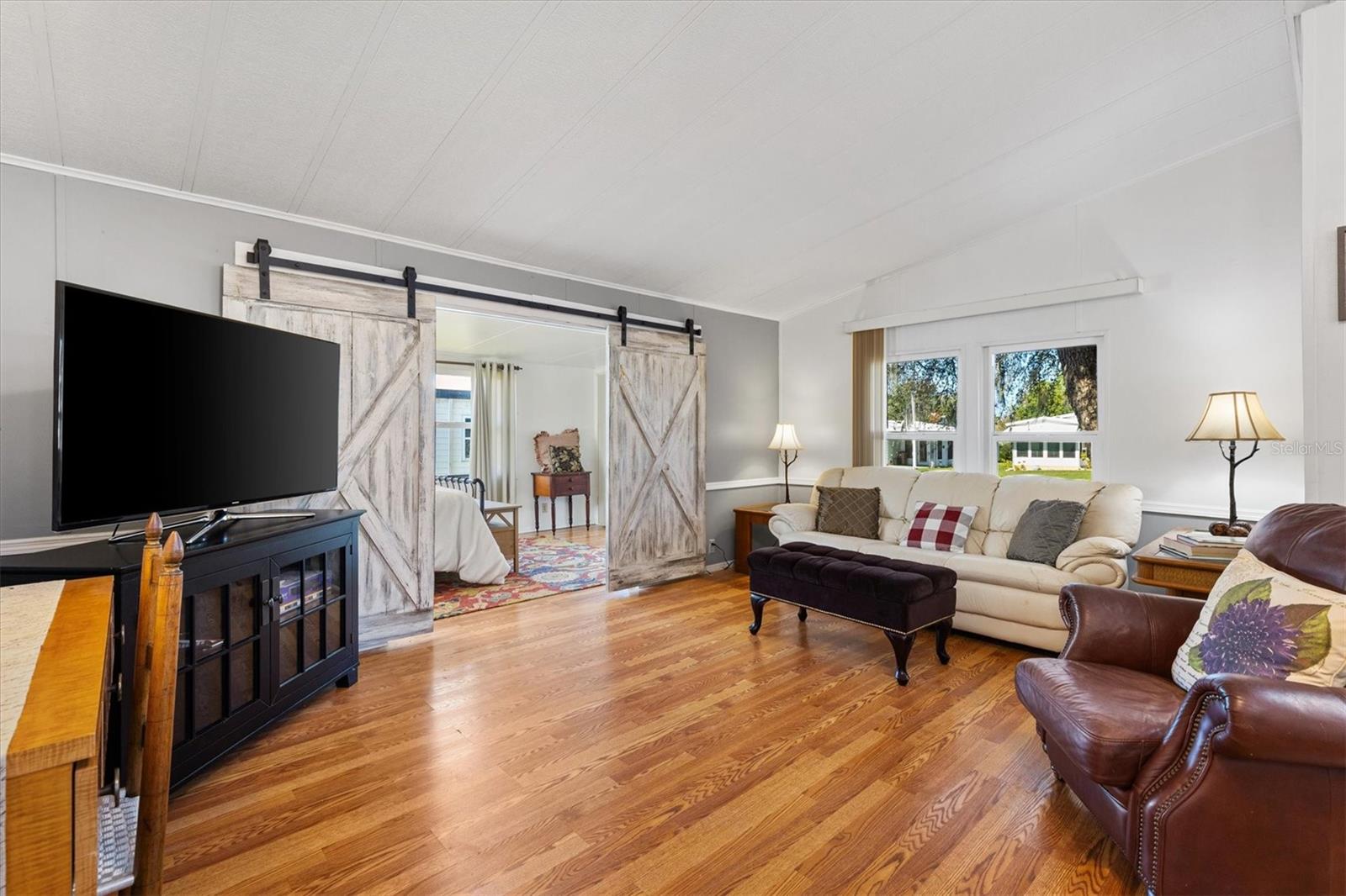 Image 6 of 23 For 732 Royal Palm Avenue