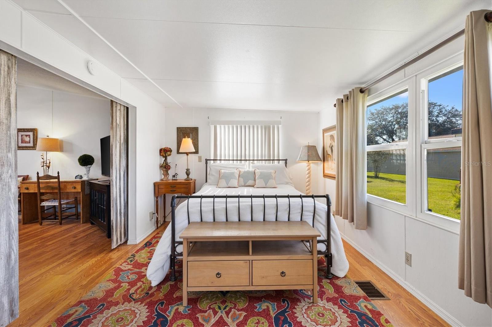 Image 8 of 23 For 732 Royal Palm Avenue