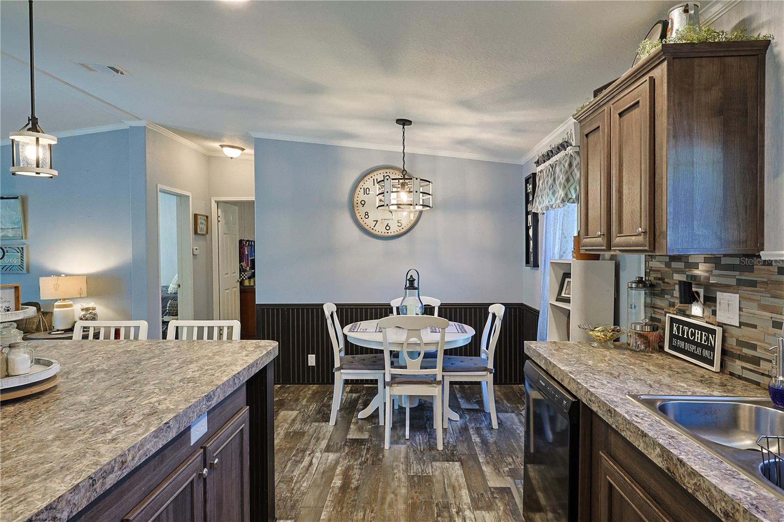 Image 10 of 36 For 13155 95th Street