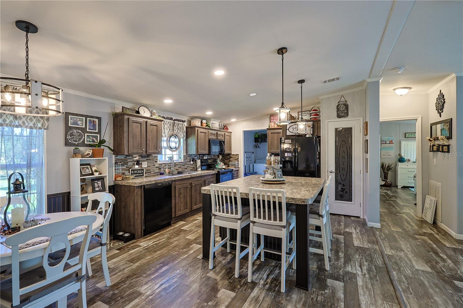 Image 11 of 36 For 13155 95th Street