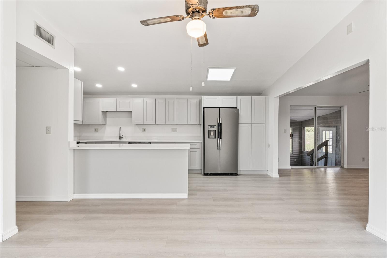 Image 27 of 40 For 207 10th Street