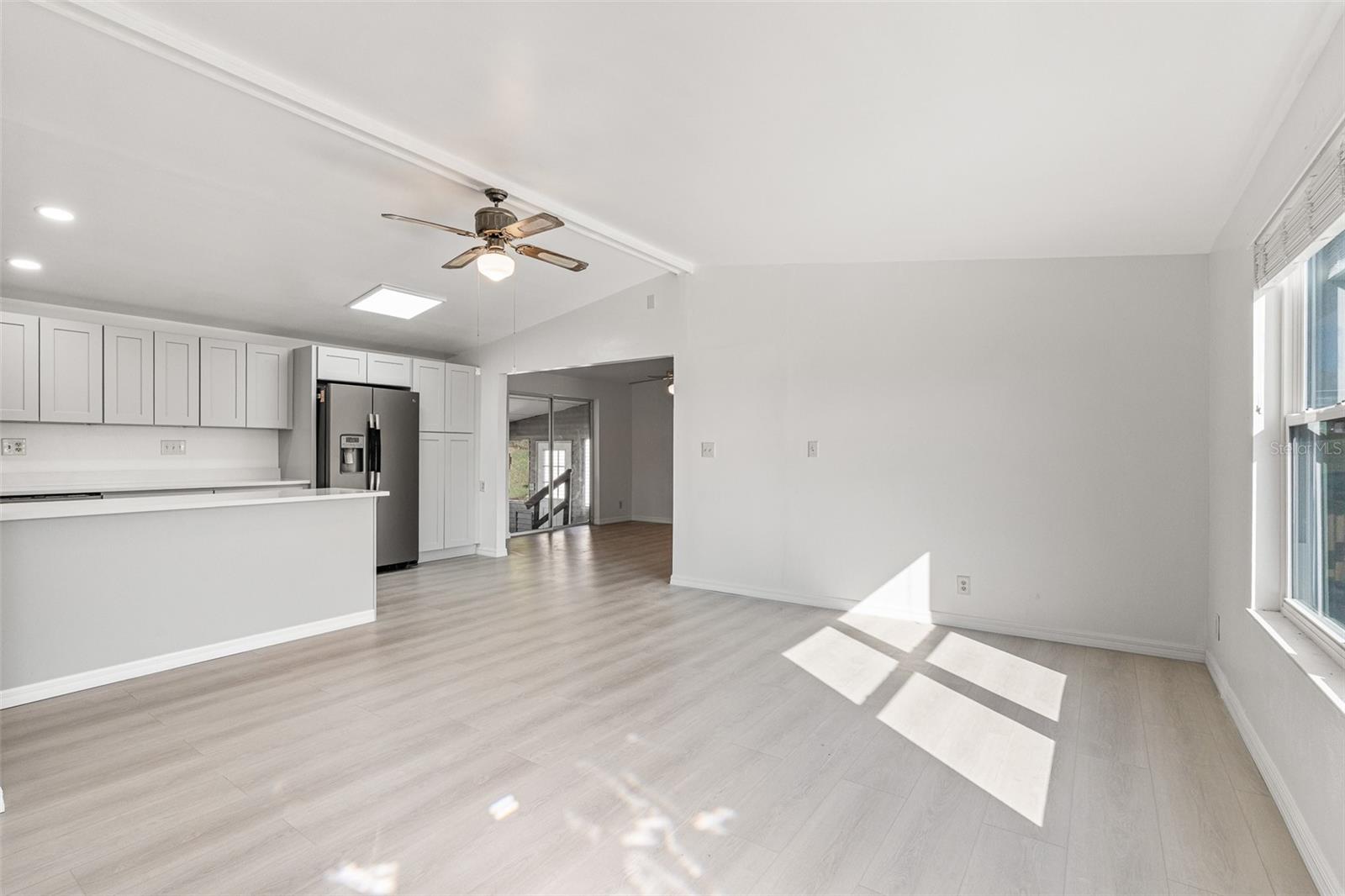 Image 28 of 40 For 207 10th Street