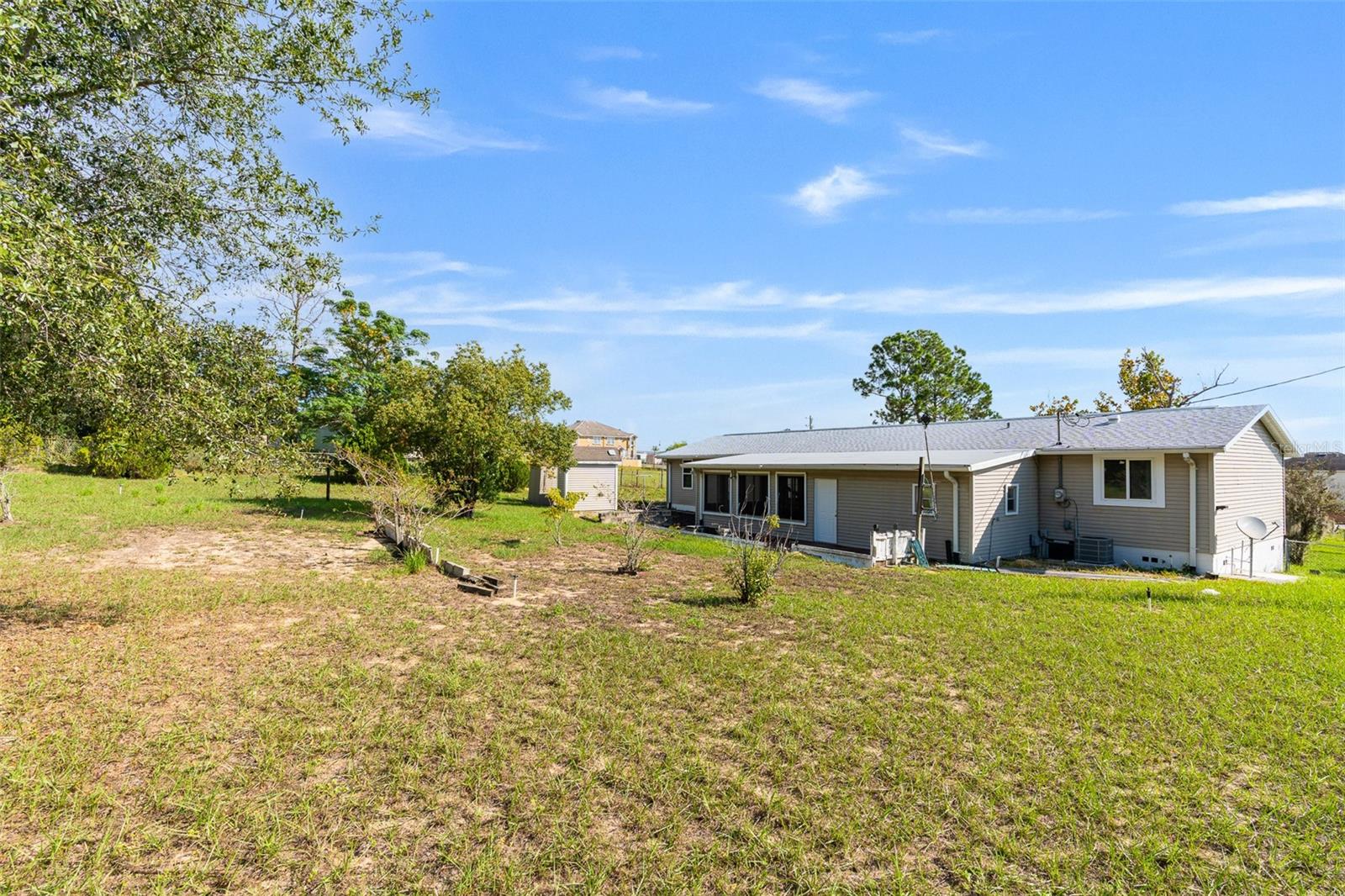 Image 34 of 40 For 207 10th Street