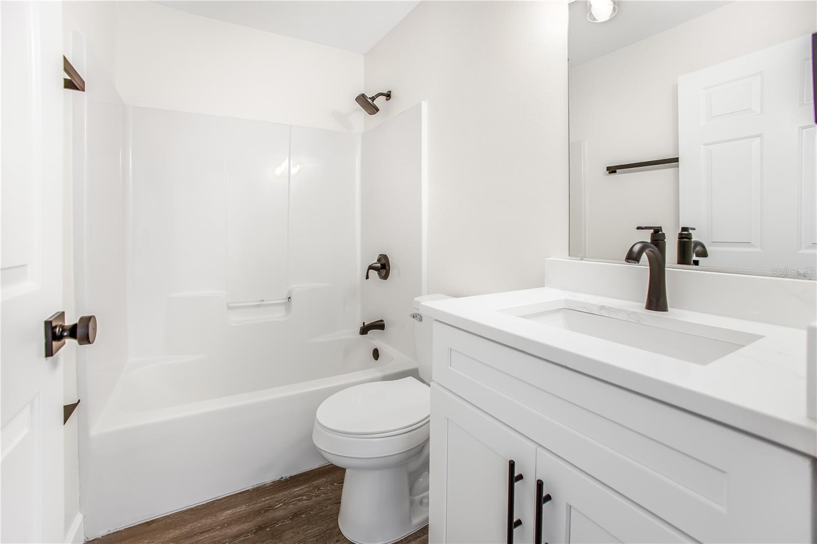 Image 11 of 24 For 5001 Pine Needle Drive