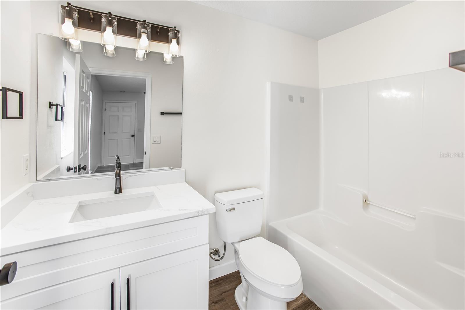 Image 8 of 24 For 5001 Pine Needle Drive