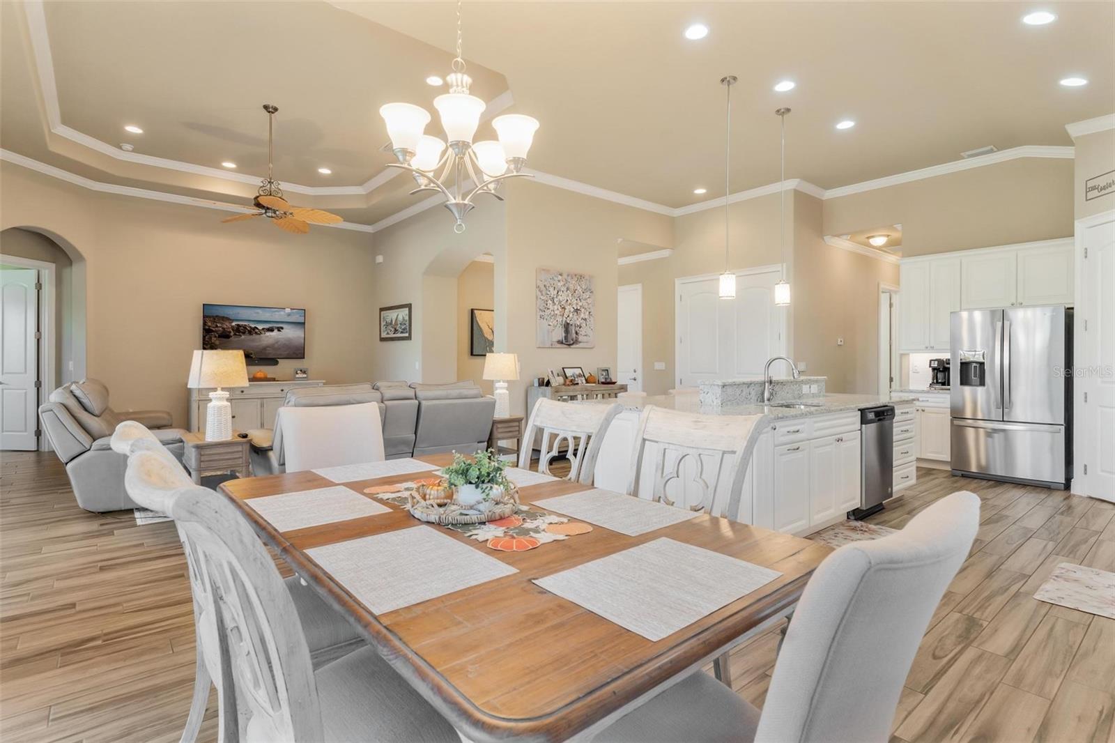 Image 18 of 52 For 39517 Hillrise Lane