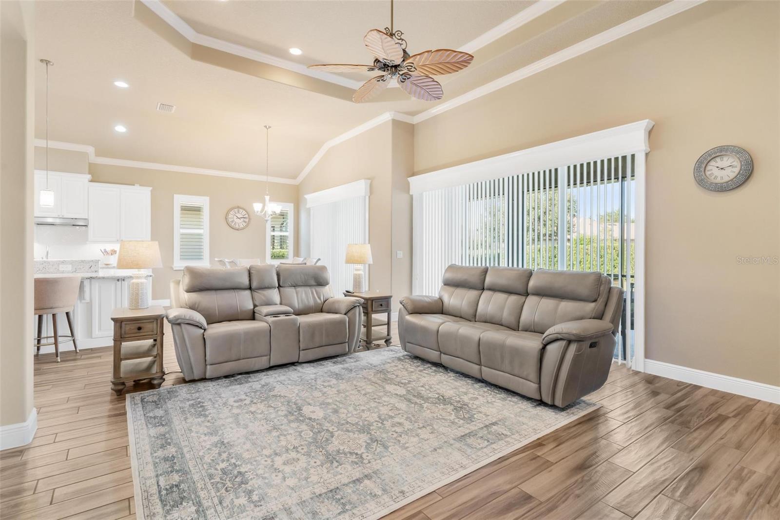 Image 9 of 52 For 39517 Hillrise Lane