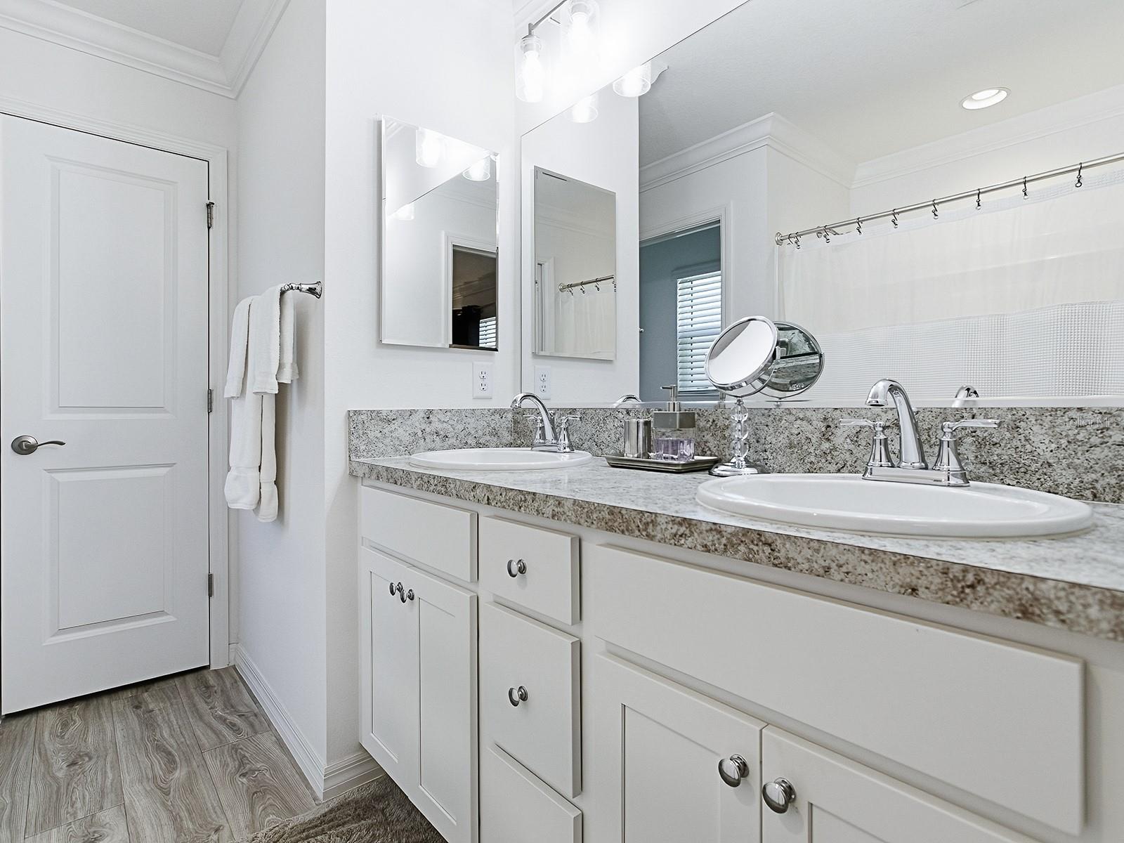 Image 18 of 35 For 4280 Gale Lane