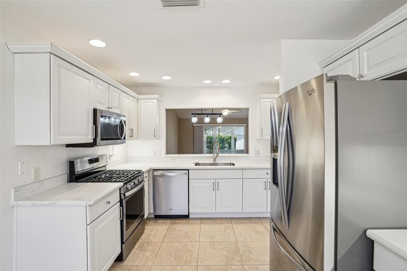 Image 12 of 54 For 1542 Wyatt Avenue