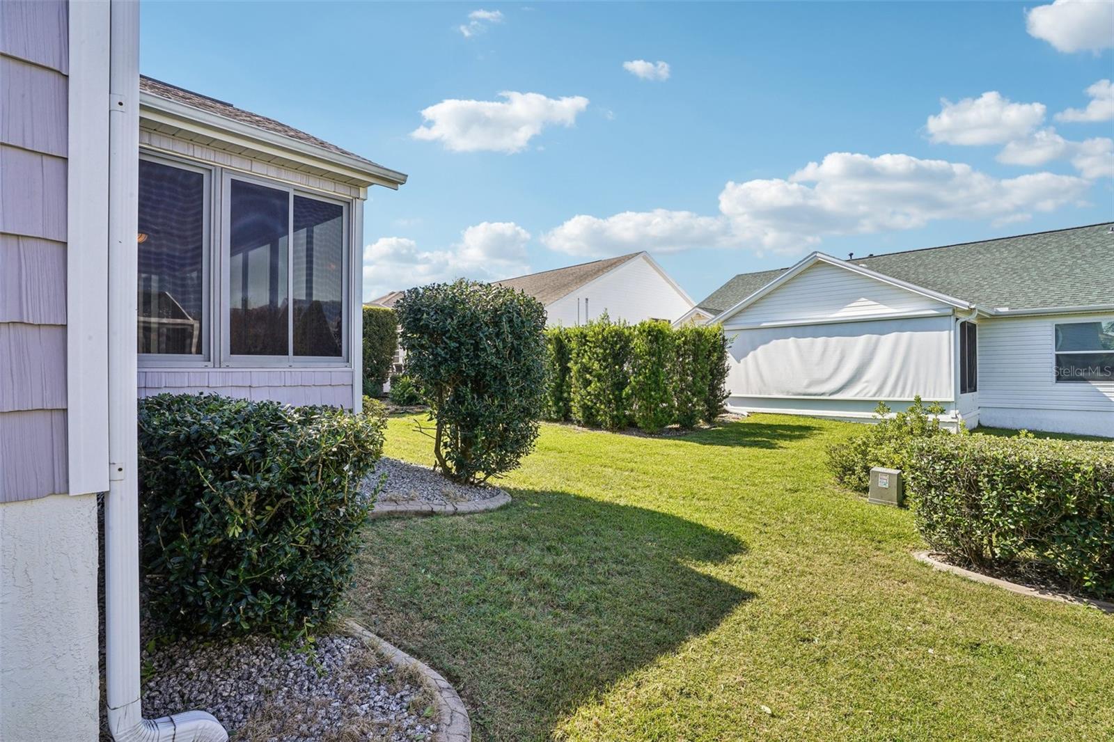 Image 39 of 54 For 1542 Wyatt Avenue