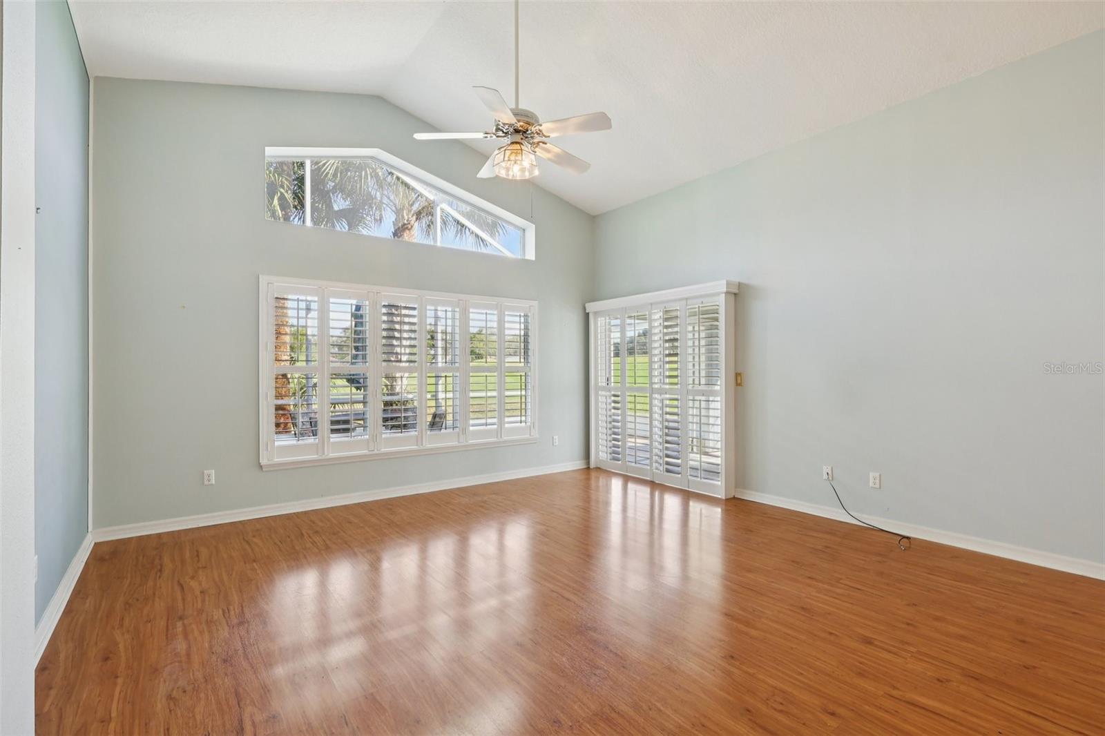 Image 13 of 56 For 6001 Spring Creek Court