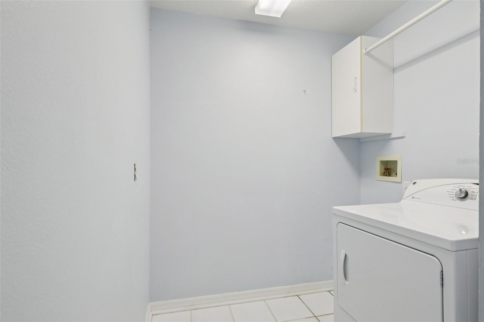 Image 21 of 56 For 6001 Spring Creek Court