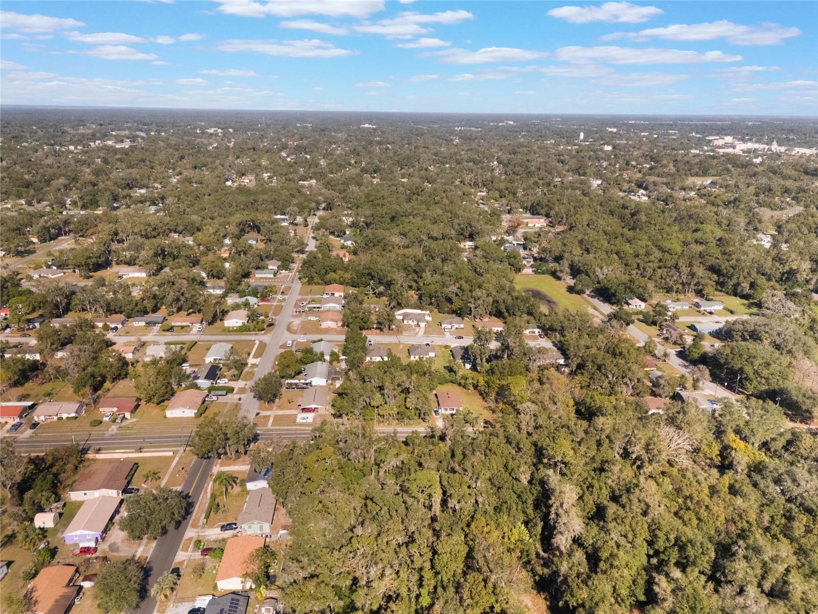 Image 18 of 19 For Beresford Avenue