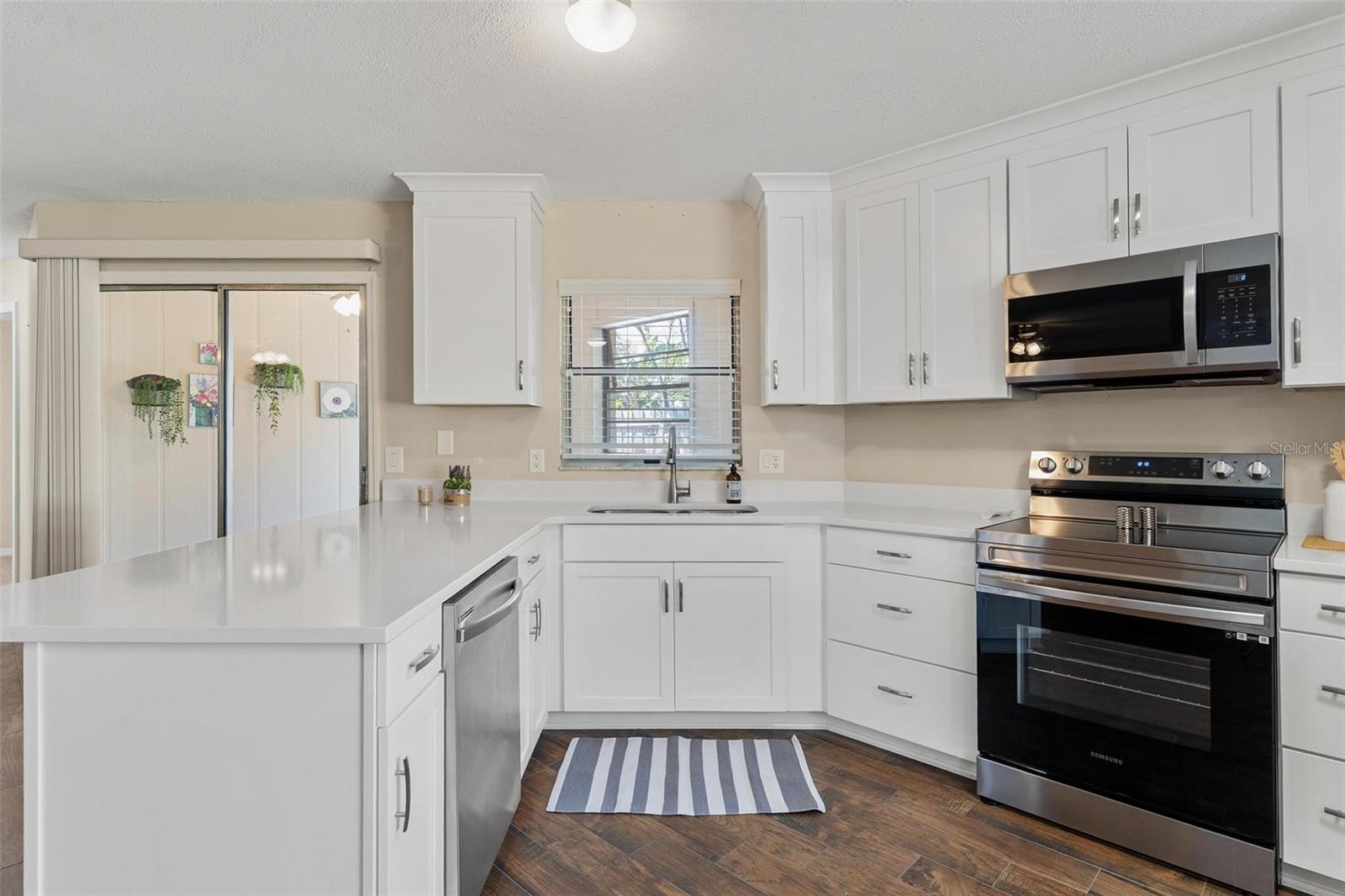 Image 14 of 35 For 2320 Centennial Boulevard