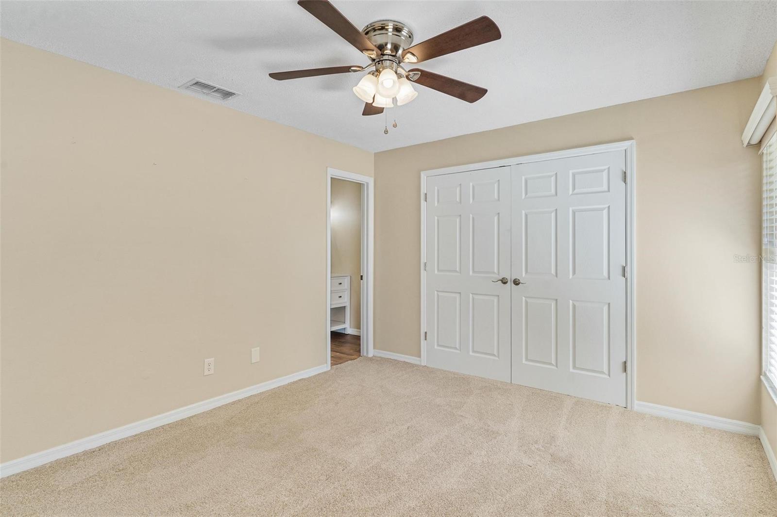 Image 21 of 35 For 2320 Centennial Boulevard