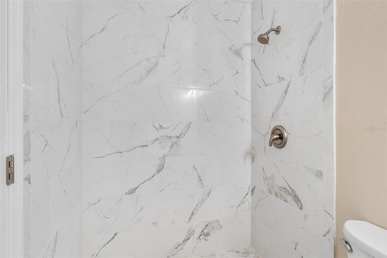 Image 23 of 35 For 2320 Centennial Boulevard