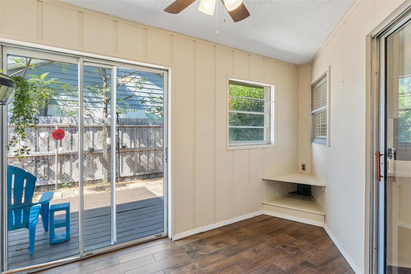 Image 25 of 35 For 2320 Centennial Boulevard