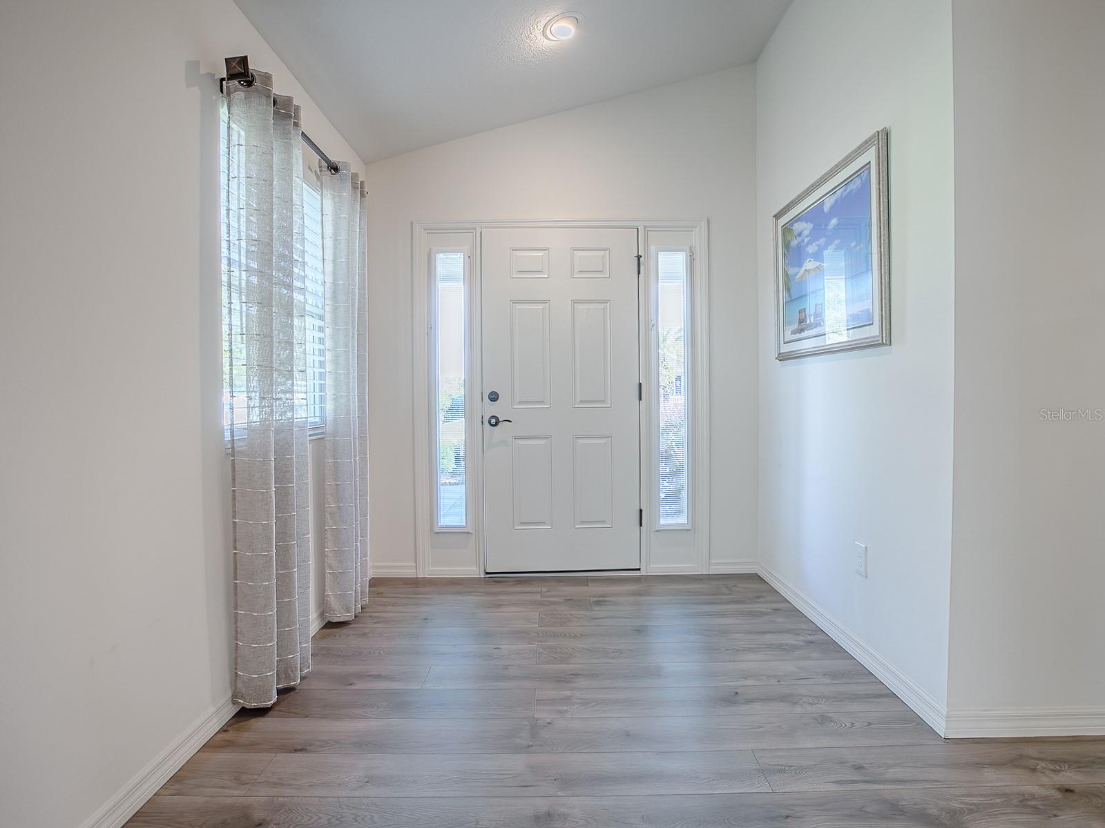 Image 4 of 31 For 1222 Dustin Drive