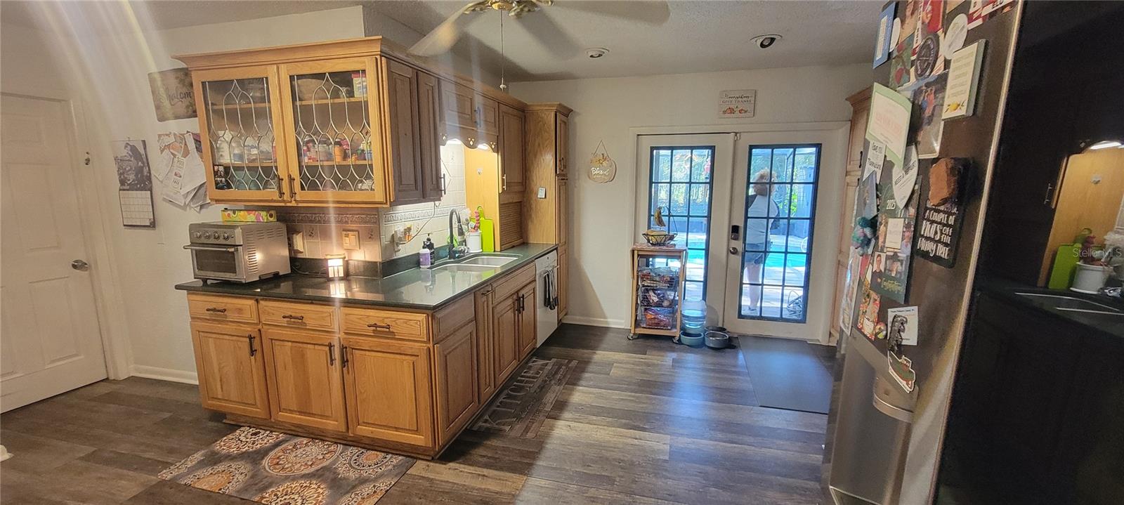 Image 15 of 29 For 6046 Loring Lane