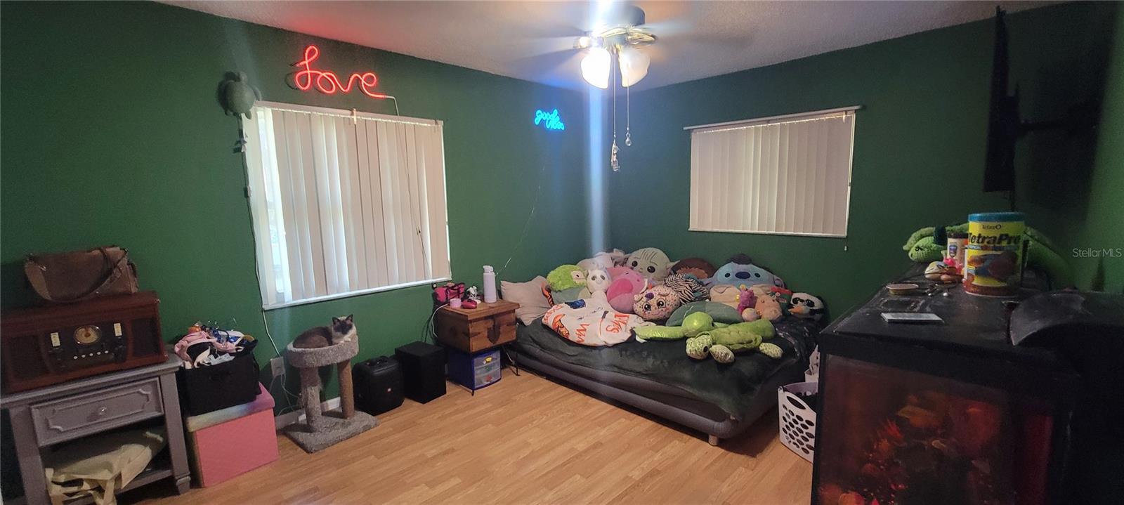 Image 19 of 29 For 6046 Loring Lane