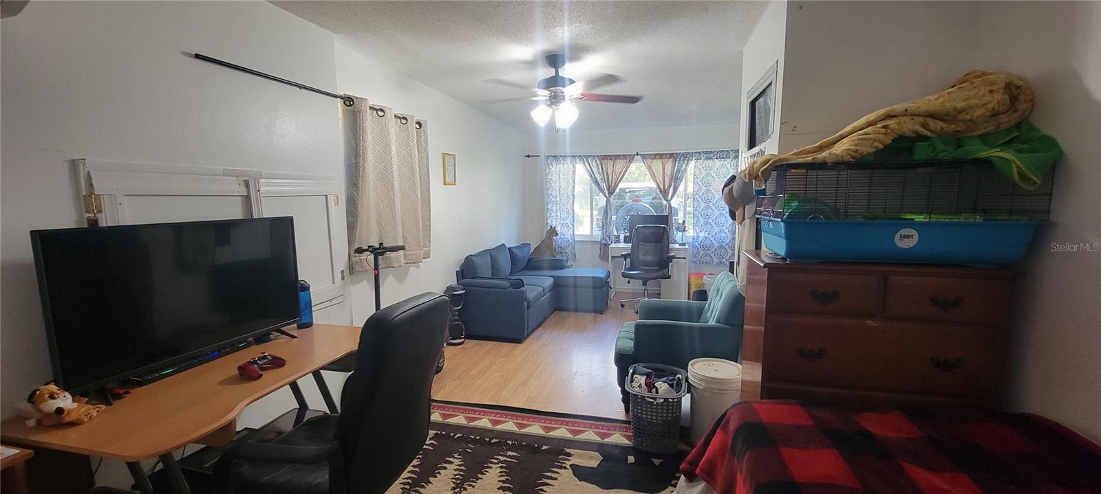 Image 21 of 29 For 6046 Loring Lane