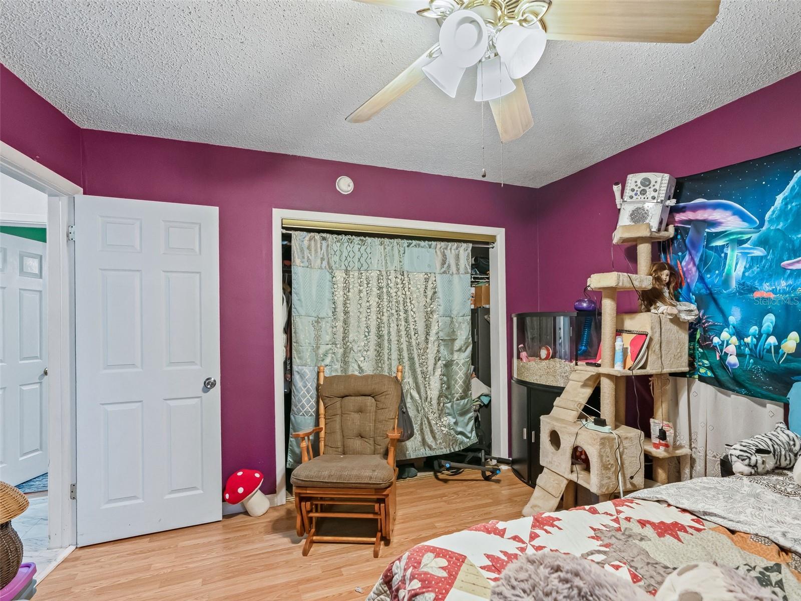 Image 34 of 48 For 6046 Loring Lane