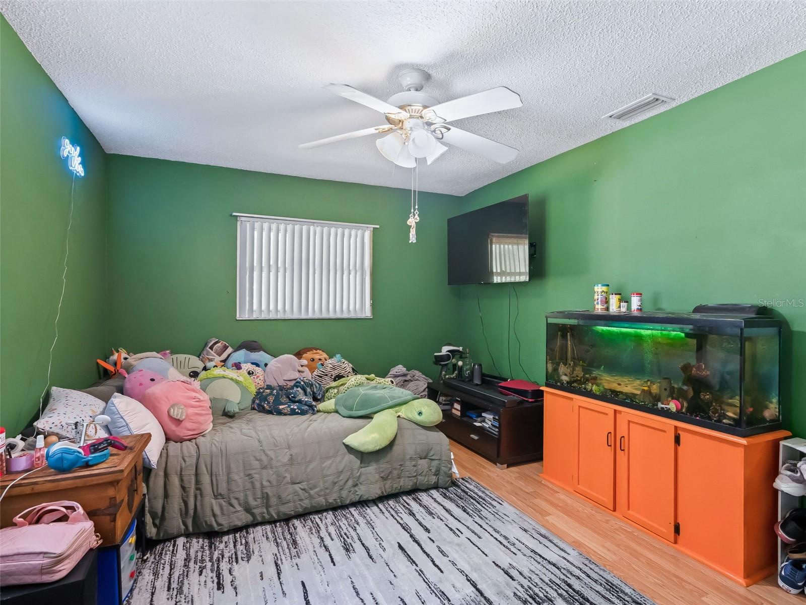 Image 37 of 48 For 6046 Loring Lane