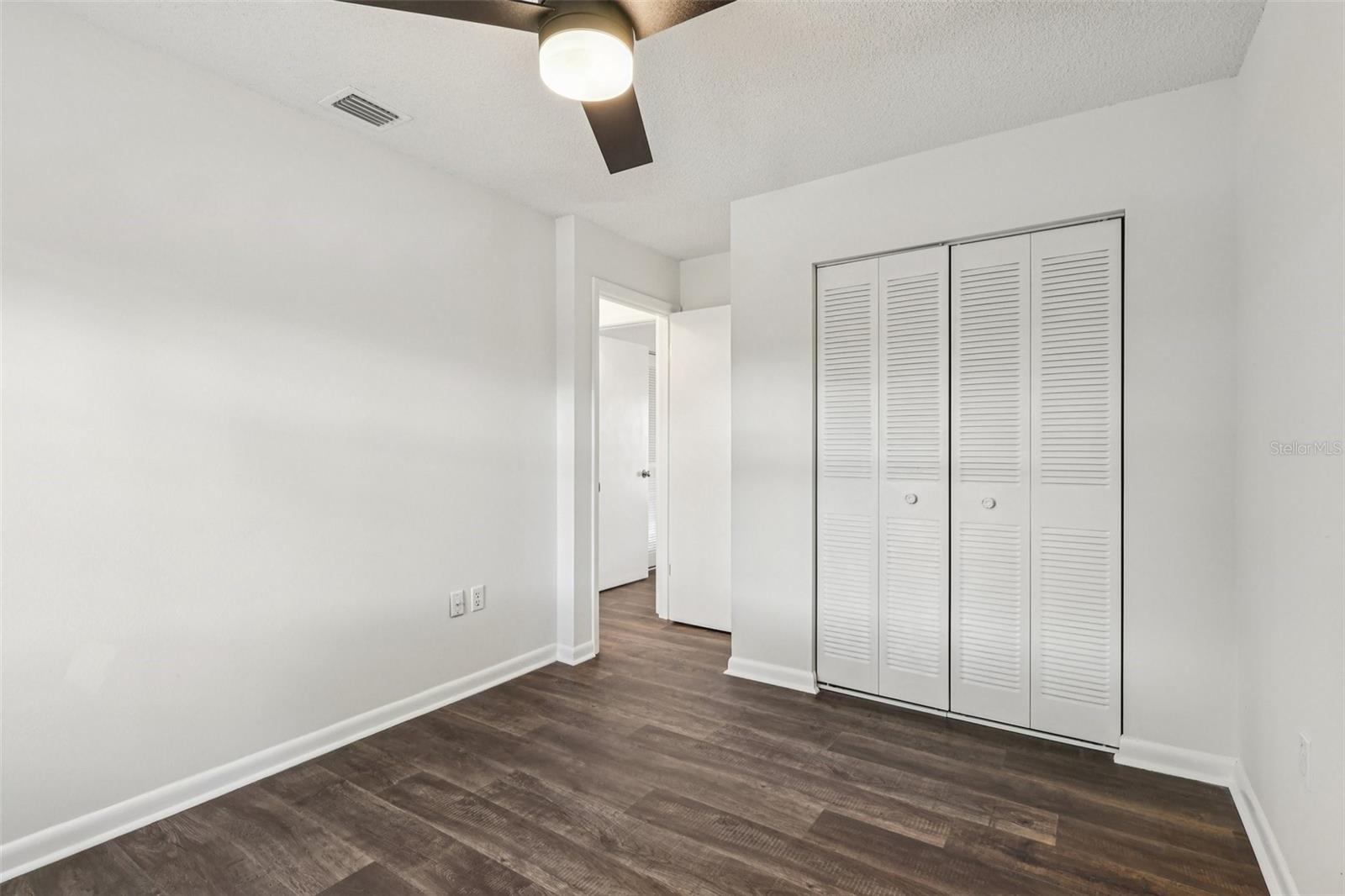 Image 19 of 30 For 212 Eastridge Drive