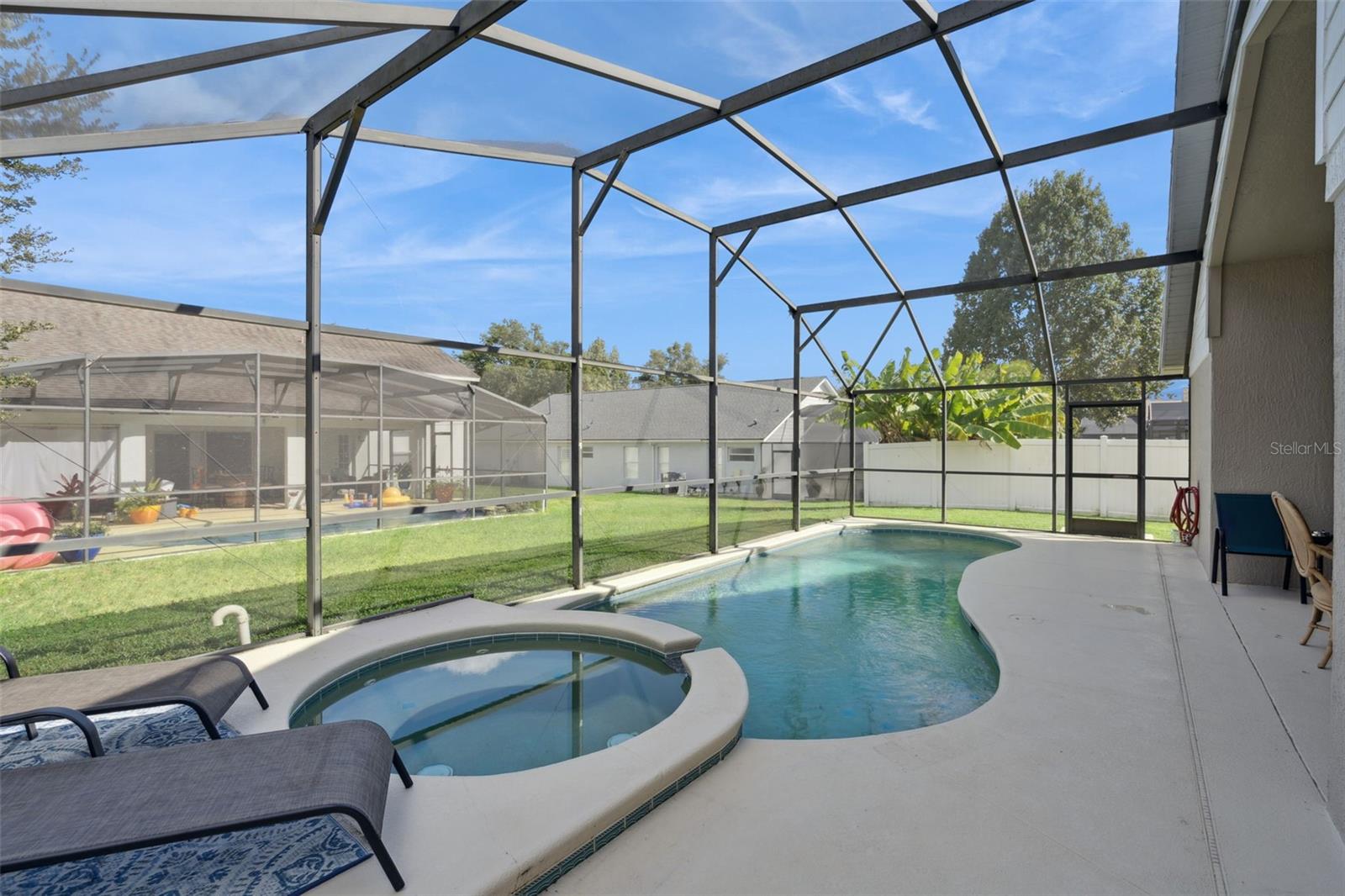 Image 23 of 28 For 15725 Heron Hill Street