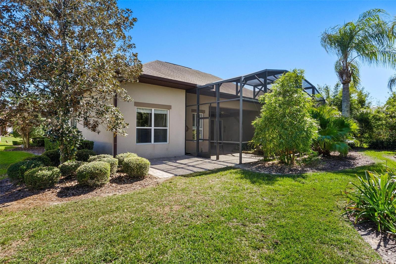 Image 11 of 58 For 38633 Lakeview Walk