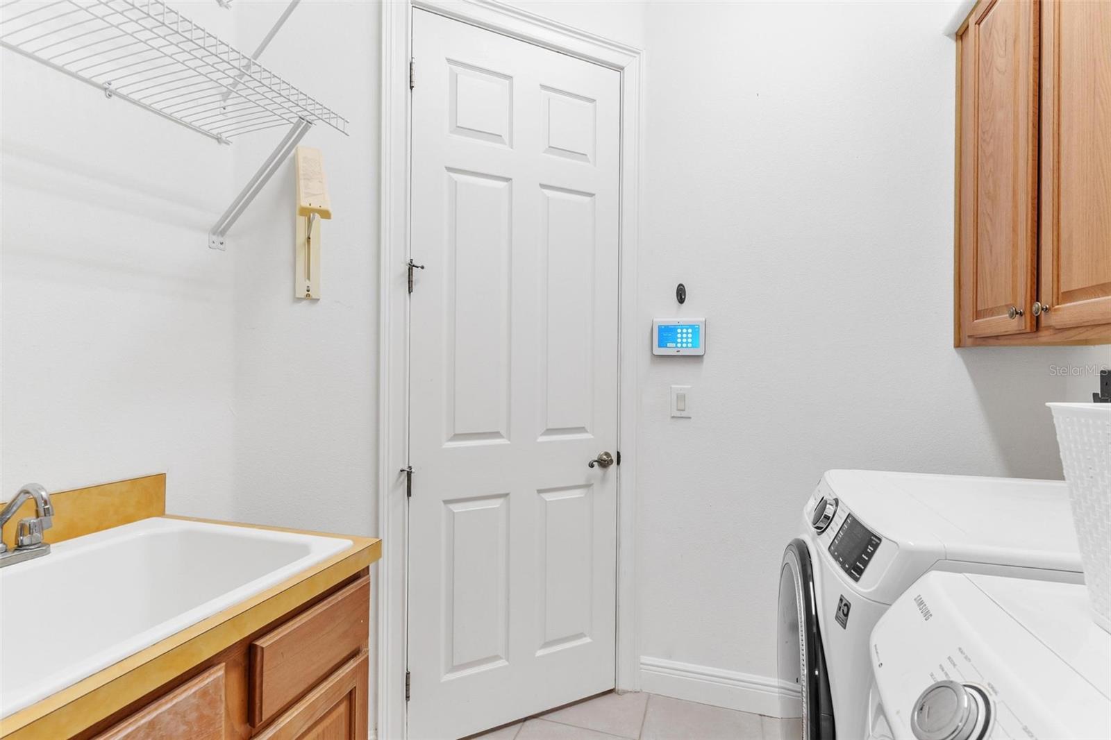 Image 46 of 58 For 38633 Lakeview Walk