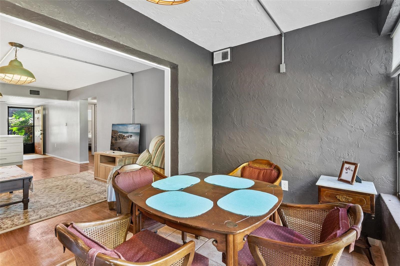 Image 22 of 46 For 4300 Baywood Boulevard B106