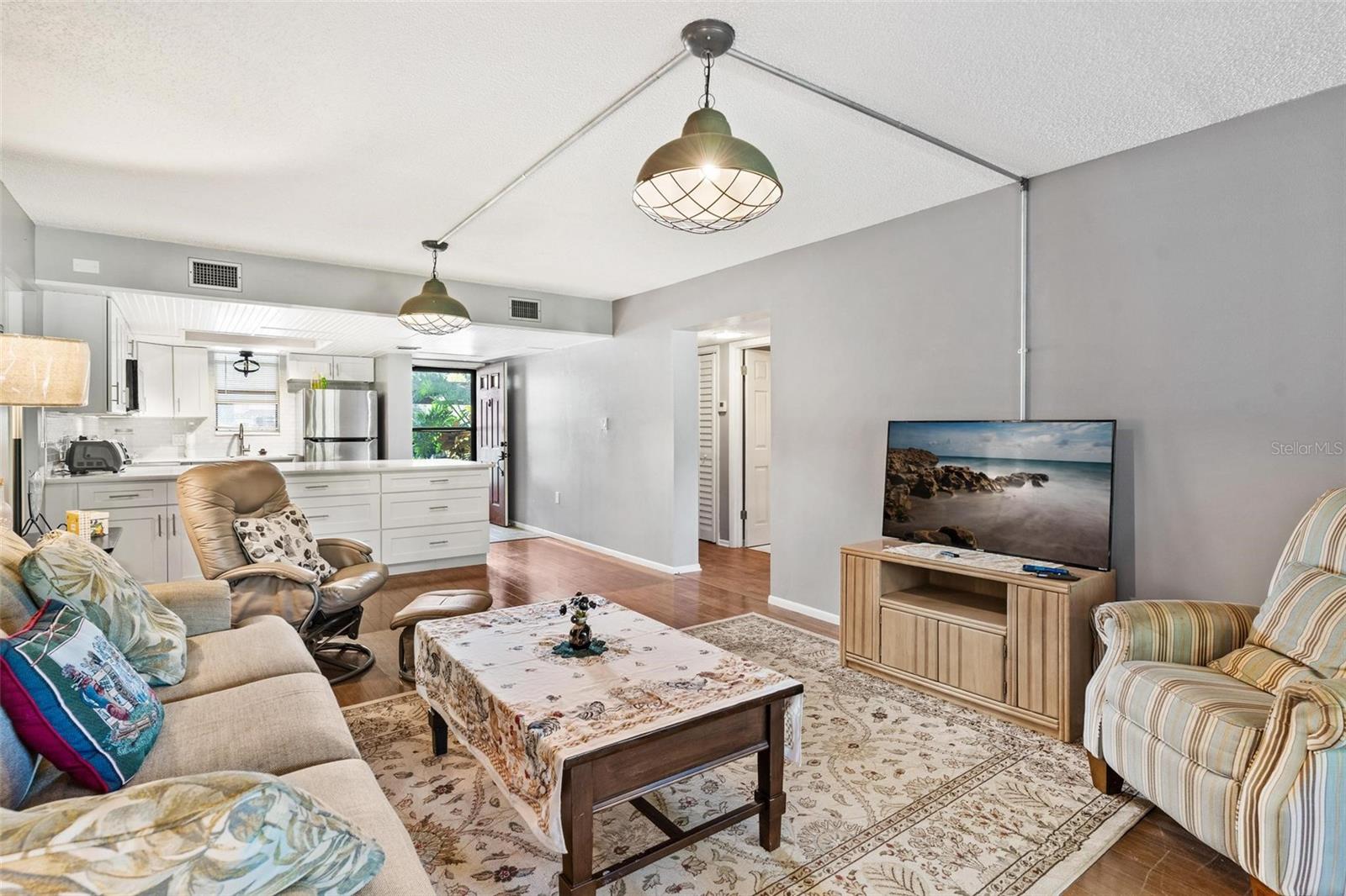 Image 33 of 46 For 4300 Baywood Boulevard B106