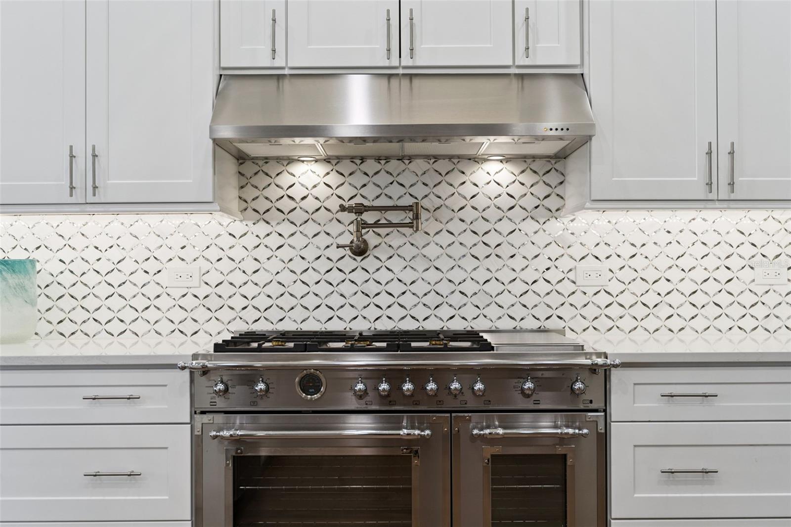 Image 18 of 61 For 3558 Mediterra Drive