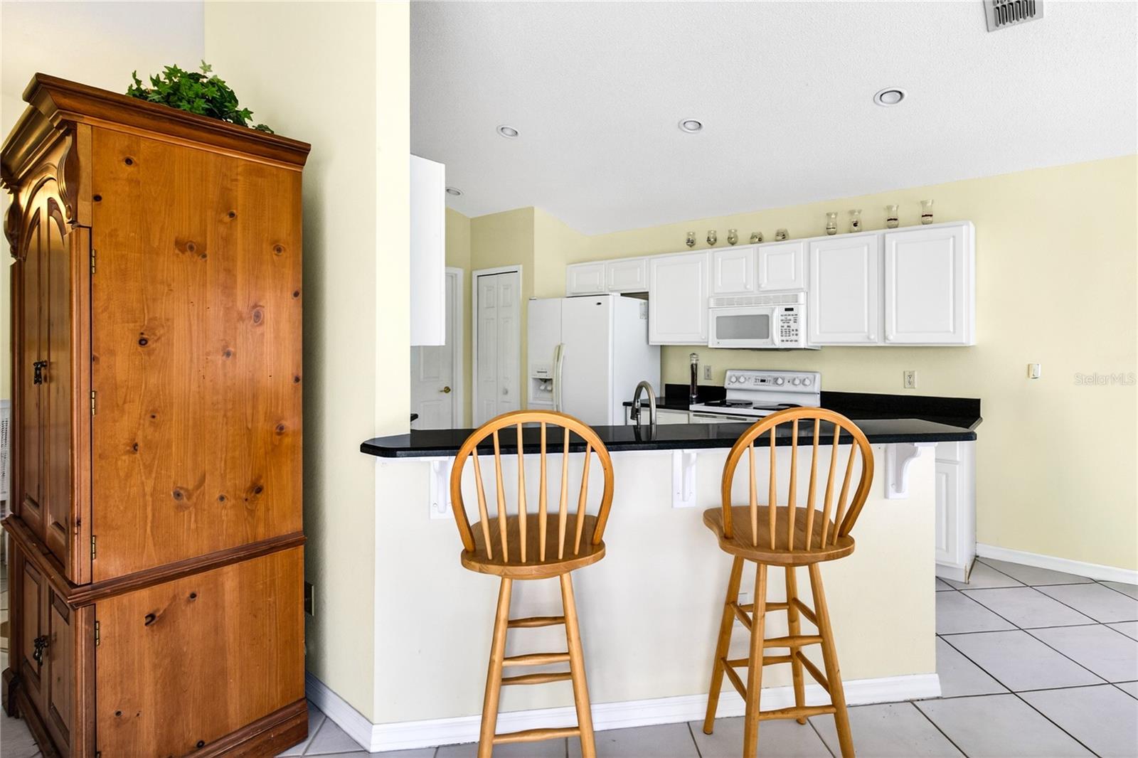 Image 15 of 66 For 3786 Avon Court